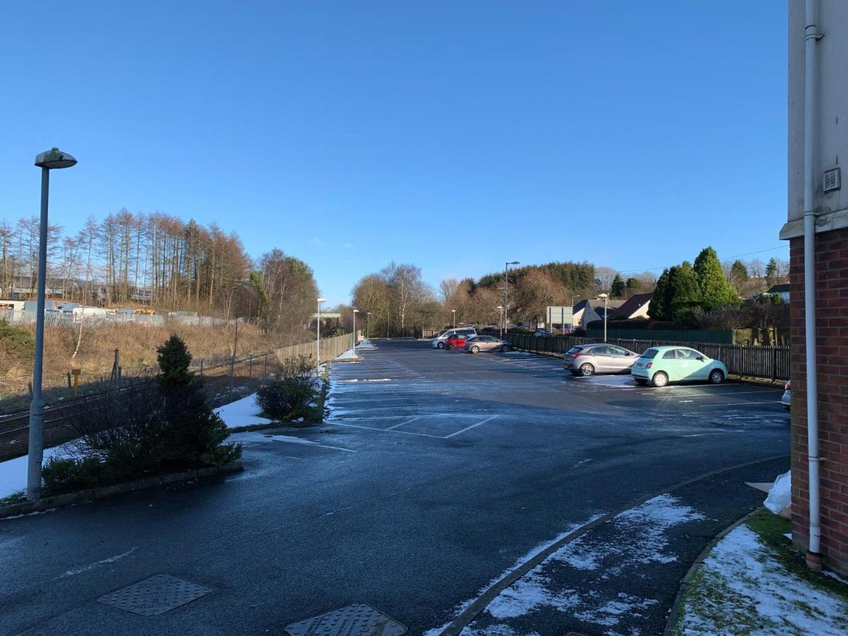 Flat Five, 212 Eaglesham Road, East Kilbride, Glasgow Bagian luar foto